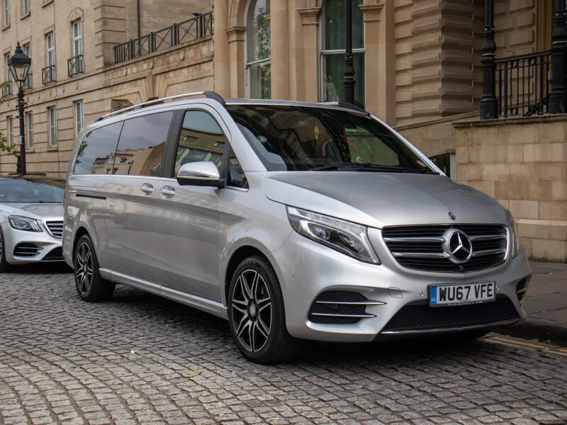 prom-v-class-merceds